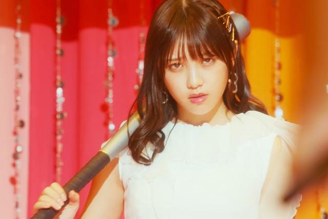 画像: ヒロインの与田祐希(乃木坂46) ©井上堅二・吉岡公威/講談社 ©2020 映画「ぐらんぶる」製作委員会