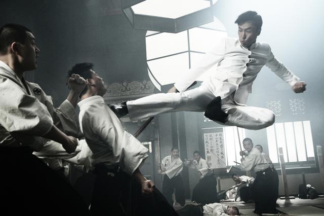 画像: ブルースの「ドラゴン怒りの鉄拳」を再度リメイクした「レジェンド・オブ・フィスト」