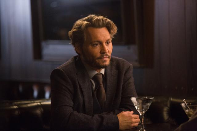 画像1: ジョニー・デップが映画開始30秒で余命を告げられる!?