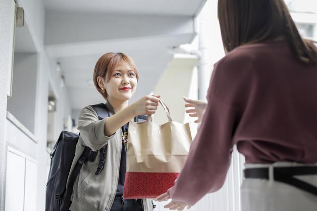 画像: どんなデリバリーサービスを選んだら良いか?