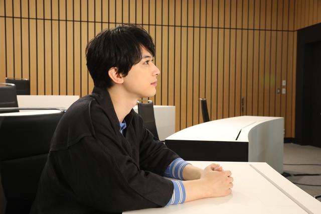 画像1: 吉沢亮&杉咲花がオンラインプレミア試写会に登場!吉沢亮、ニックネーム”お亮”は気に入っていない