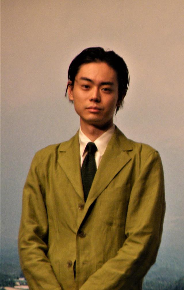 画像3: 菅田将暉×小松菜奈が映画『糸』完成報告会に登場!久々の舞台挨拶に菅田「緊張しますね」