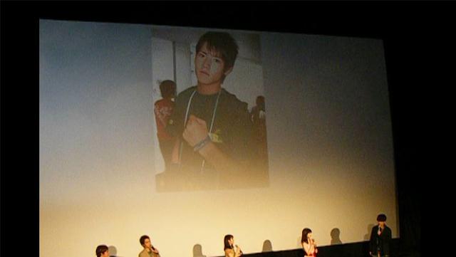 画像: 4人の夏の思い出写真&エピソードとは?