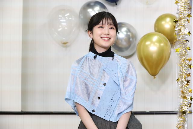 画像5: 「祝 大ヒット&祝 浜辺美波20歳!」Wでめでたいスペシャルトークイベントで浜辺美波20歳の誕生日をふりふらメンバーでお祝い!