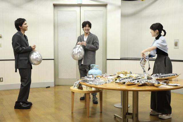 画像2: 「祝 大ヒット&祝 浜辺美波20歳!」Wでめでたいスペシャルトークイベントで浜辺美波20歳の誕生日をふりふらメンバーでお祝い!