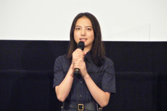 画像2: 毛筆による「宇宙でいちばん心に沁みる言葉」披露