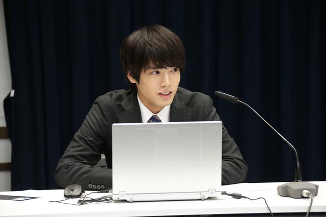 画像1: ©豊⽥悠/SQUARE ENIX・「30 歳まで童貞だと魔法使いになれるらしい」製作委員会