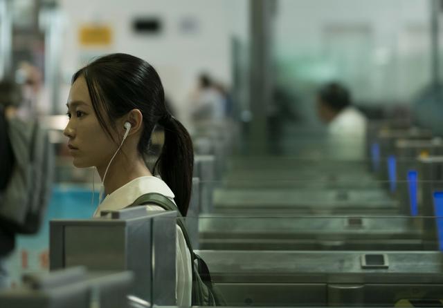 画像: 大陸と香港の今を反映した描写は日本人のわれわれには興味深い光景に映る