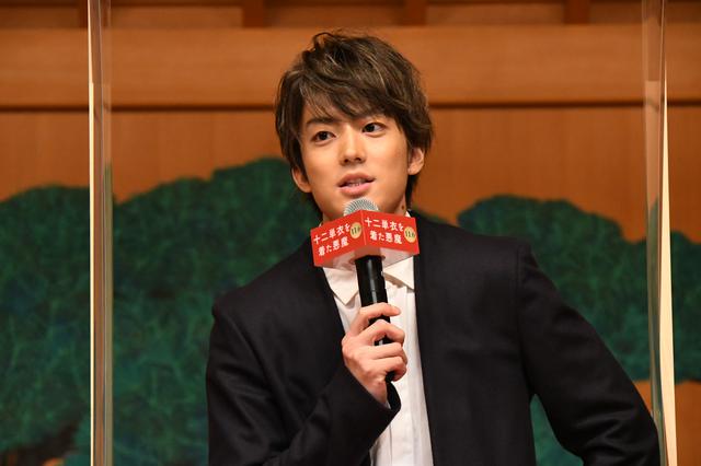 画像2: 伊藤健太郎主演映画『十二単衣を着た悪魔』完成披露会開催!伊藤健太郎、三吉彩花、黒木瞳監督ら登壇