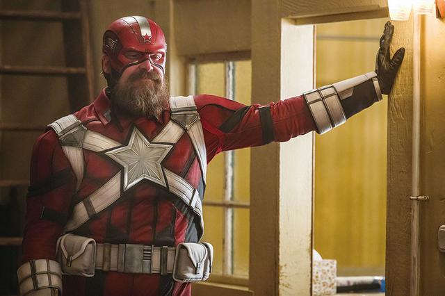 画像2: この映画で大切なことは、ファミリーがナターシャという人間を形成させた経緯を理解すること