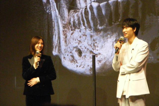 画像: 居酒屋シーン・オフモードを演じる時に意識していること