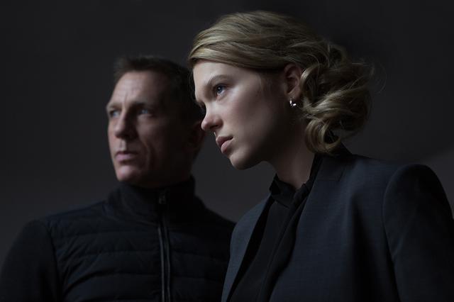 画像: ボンドはミスター・ホワイトの娘マドレーヌと恋に落ちるが 「007 スペクター」(2015)より