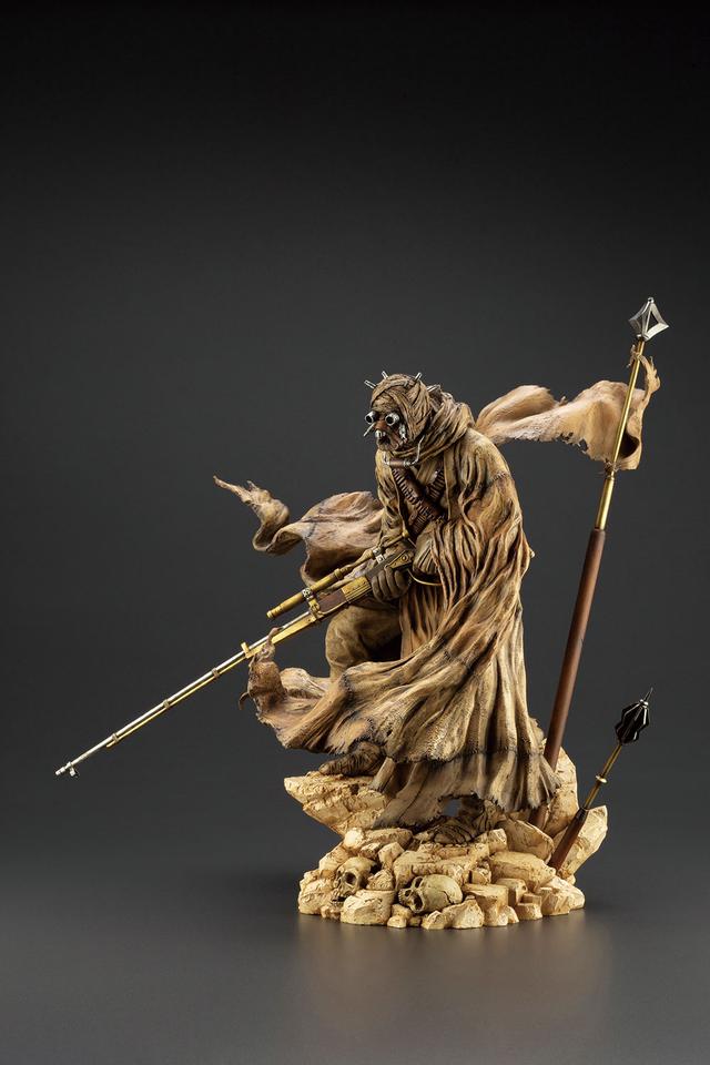 画像: 本当は2体でひとつのフィギュアになる予定だったタスケン。もう一体製作される可能性やいかに!?(右)