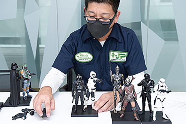 画像1: 妄想膨らむ…!話題作「マンダロリアン」の世界をフィギュアで体験