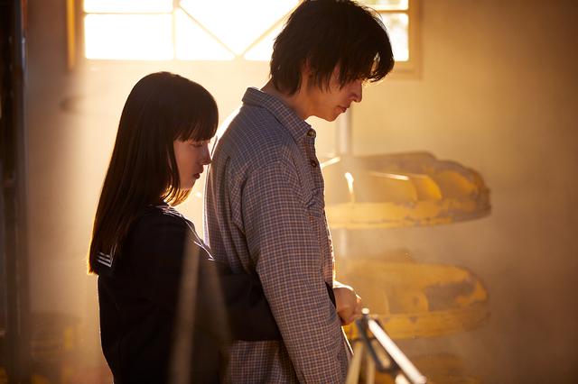 画像5: 山﨑賢人主演映画『夏への扉 ーキミのいる未来へー』本予告&本ポスター解禁!主題歌はLiSAが担当!