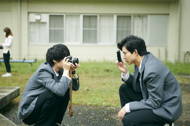 画像8: 鈴鹿央士、久保田紗友、鈴木仁ら『ホリミヤ』出演陣のオフショット一挙大量公開!
