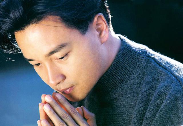 画像: 俳優・歌手として大人気だったがなぜか香港のホテルで悲劇が…