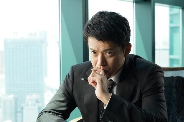 画像: 「罪の声」の小栗旬 (c)2020 映画「罪の声」製作委員会