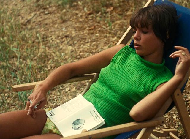 画像: 『コレクションする女』(66) La Collectionneuse © 1966 Les Films du Losange