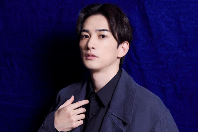 画像1: 〈町田啓太〉ドラマ特区「西荻窪 三ツ星洋酒堂」インタビュー