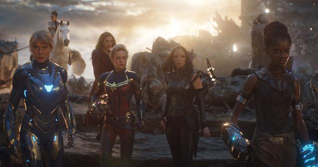 画像: 女性ヒーロー、アッセンブル!?(『アベンジャーズ/エンドゲーム』(2019)より) © 2021 Marvel