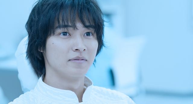 画像1: 山﨑賢人主演映画『夏への扉 ーキミのいる未来へー』6月25日(金)公開決定!新たな場面写真到着