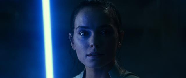 画像: 闇と光のコントラストが美しい 『 スター・ウォーズ/スカイウォーカーの夜明け 』