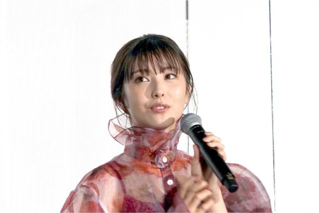 画像: コロナ禍による2度の公開延期を経て、公開を目前にした心境:浜辺美波