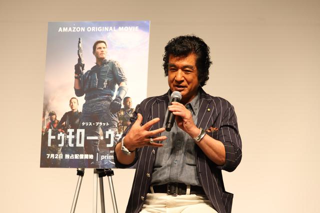 画像: 家族を守る決意がひしひしと。 「いつ起きてもおかしくない話と思って真剣に観ていました」(藤岡弘、)