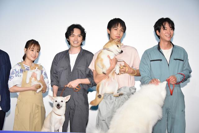 画像: 実在したサークルが元になった物語を演じて
