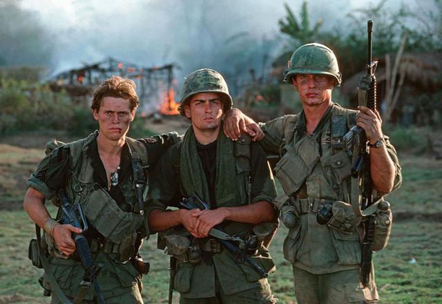 画像: 人間味のあるエリアス軍曹を演じ初のオスカー候補に! 『プラトーン』(1986)