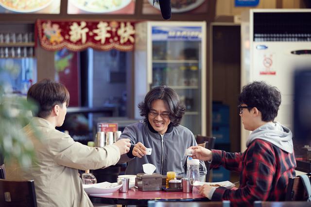 画像2: スッキリ爽快に笑える!韓国発コメディ映画『裏切りのバラ』が本日より配信開始
