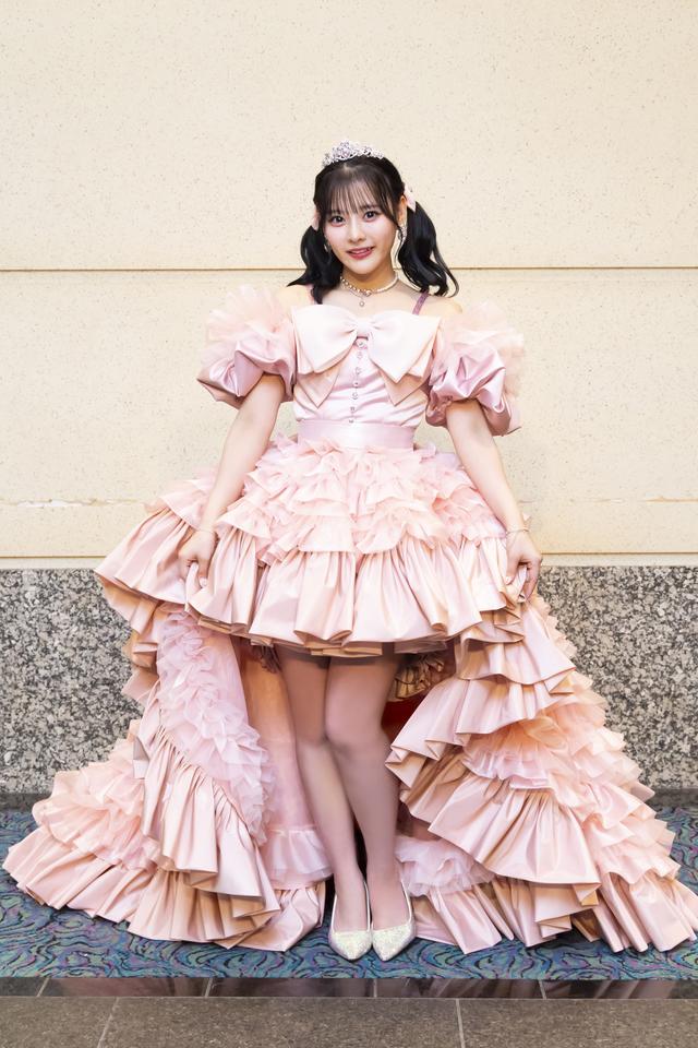 画像1: =LOVE卒業の齊藤なぎさ、メンバーたちの東京ドームを固い絆で応援