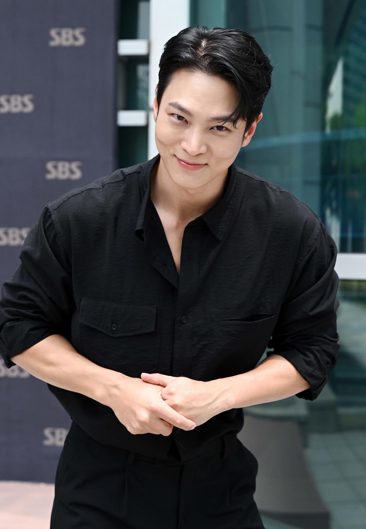 画像: チュウォン 写真：アフロ