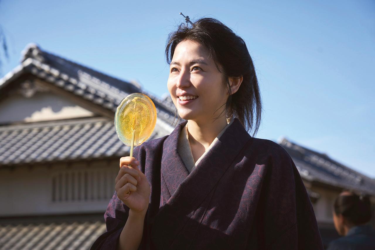 画像6: 長澤まさみ演じる葛飾応為の知られざる素顔が浮き彫りに！永瀬正敏、髙橋海人共演『おーい、応為』場面写真が一挙公開