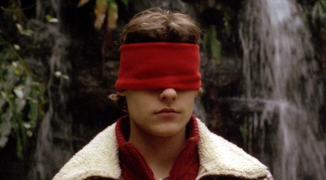 画像: 『自分に見合った顔』（A CARA QUE MERECES/THE FACE YOU DESERVE）　© O Som e a Fúria | 2005