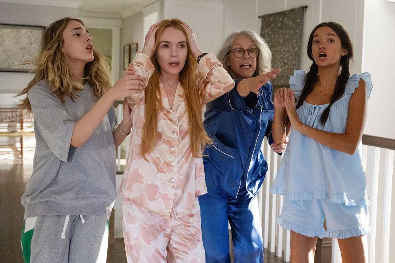 画像: 3世代、4人の女性が入れ替わり!ディズニーが贈るハートフルコメディ!『シャッフル・フライデー』
