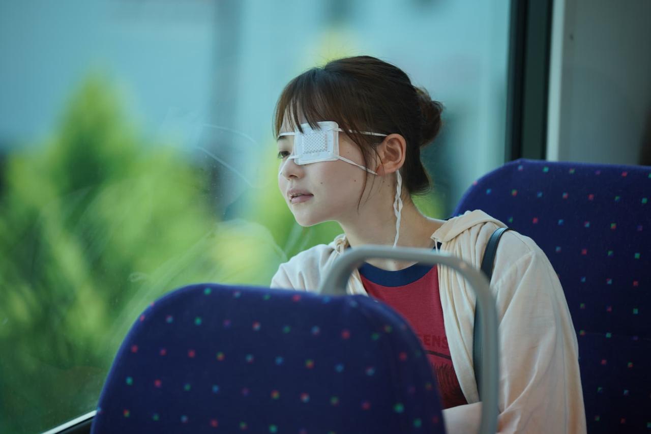 画像2: 景（山田杏奈）を必死に追いかける宮嶺（長尾謙杜）『恋に至る病』物語の転換点を象徴する場面写真4点解禁