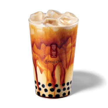 画像: ■ 黒糖 烏龍ミルクティー+パール ICED/M 670円 香ばしい烏龍ティーと黒糖の深みのある味わいが調和した「黒糖 烏龍ミルクティー」に、パールをトッピング。もちもち食感が加わり、飲みごたえもアップ。