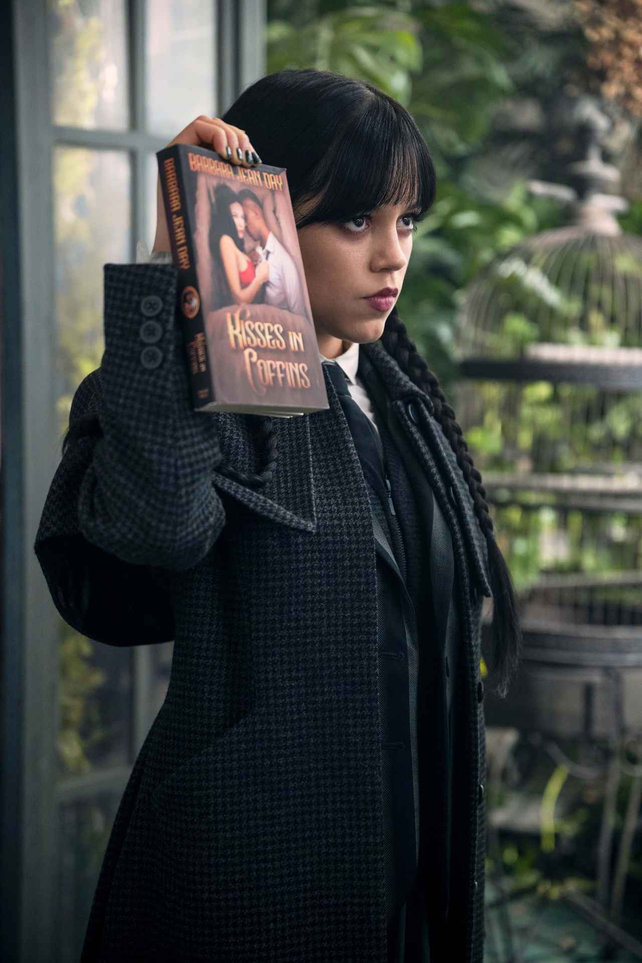 画像: ENTRY NO.2 ウェンズデー(Cast:ジェナ・オルテガ)