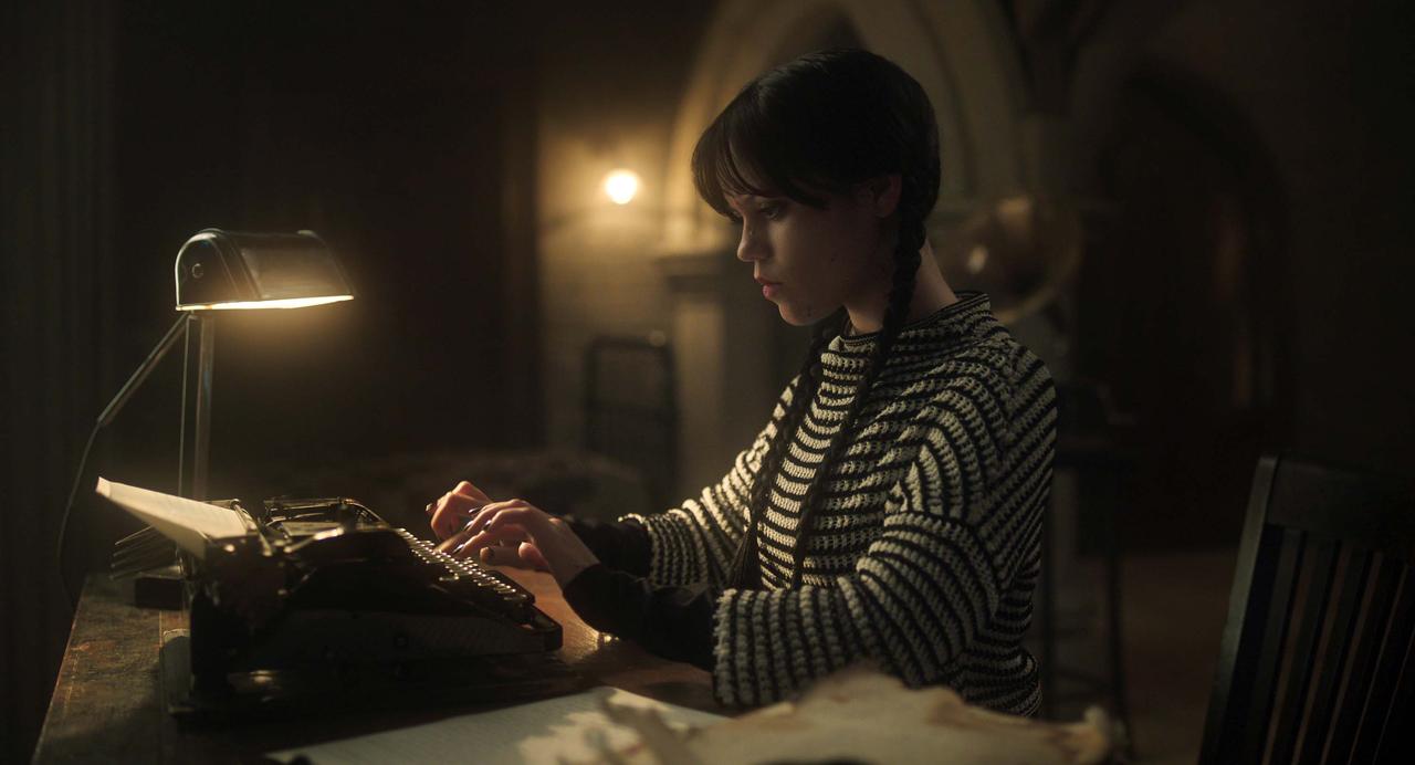 画像1: 【ミステリーの季節に誘う、映画・ドラマの謎解きの名手たち】配信でチェック!最新の“謎解きの名手”10!