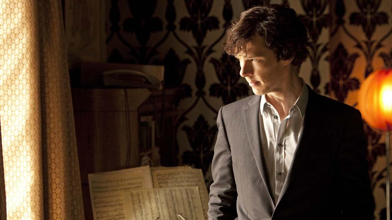 画像: ⬛︎ シャーロック・ホームズ from「SHERLOCK/シャーロック」(Cast:ベネディクト・カンバーバッチ)