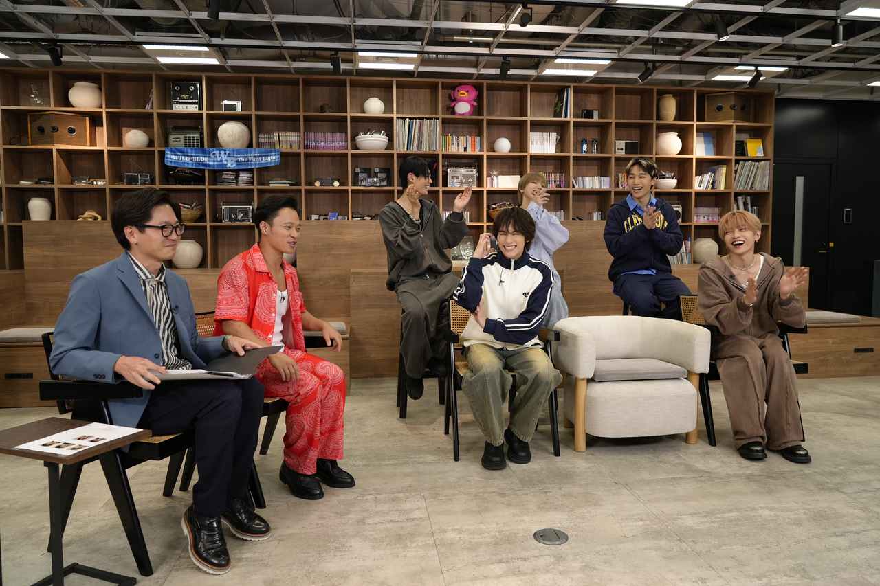 画像1: 山下幸輝率いる5人組ボーイズグループWILD BLUEの初冠番組『WILD BLUEのわぶっていきましょう！』がスタート。初回ゲストに松浦航大、2組目のゲストにはBUDDiiSが登場！