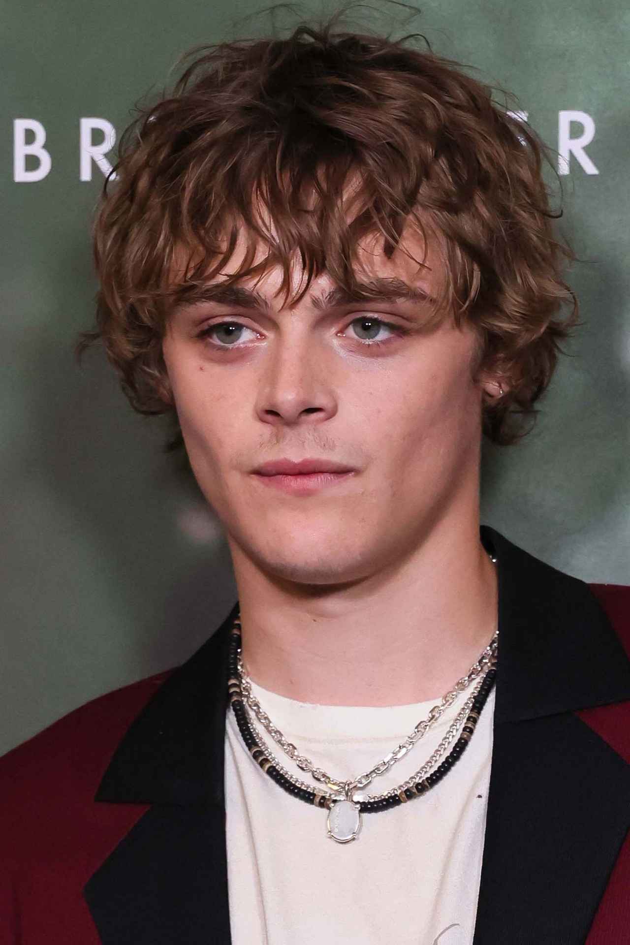 画像: 17歳の少年役　ビリー・バラット Photo by Paul Archuleta/Getty Images