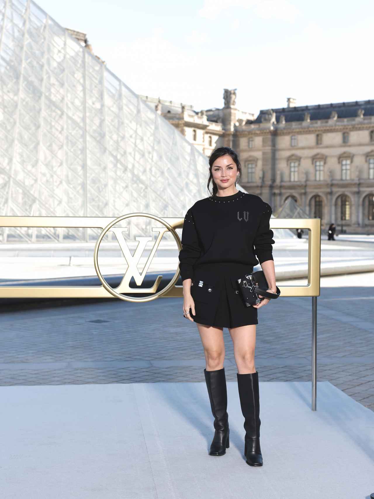 画像: アナ・デ・アルマス PHOTO CREDIT：LOUIS VUITTON