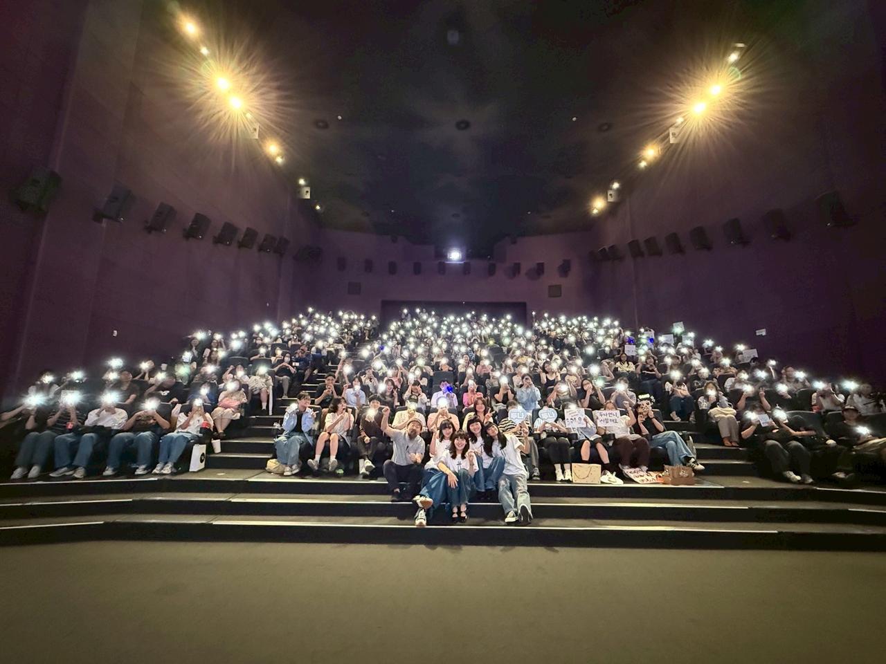 画像: 9⽉14⽇：帰国⽇も舞台挨拶とQ＆A。その隙間を縫ってショッピング決⾏︕