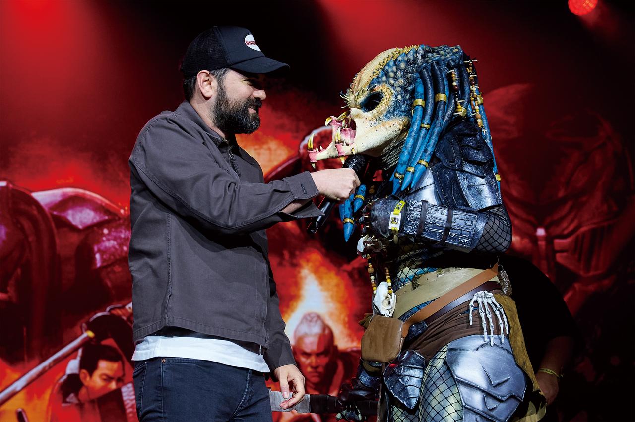 画像: 現在の「プレデター」をリードするトラクテンバーグ監督(写真はサンディエゴ・コミコン・マラガより) Photo by Borja B. Hojas/Getty Images for SDCCMalaga