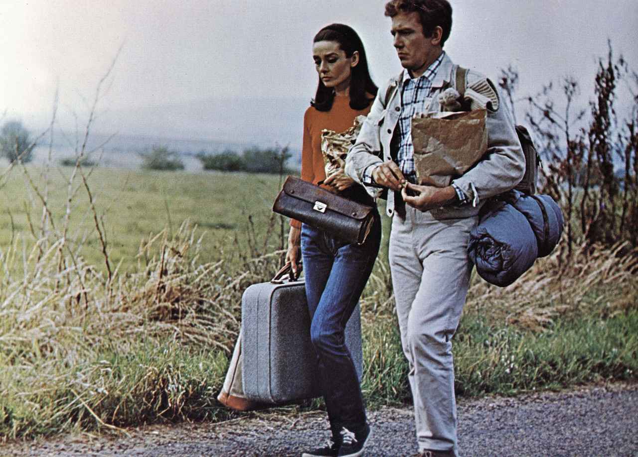 画像: 『いつも2人で』 Photo by FilmPublicityArchive/United Archives via Getty Images