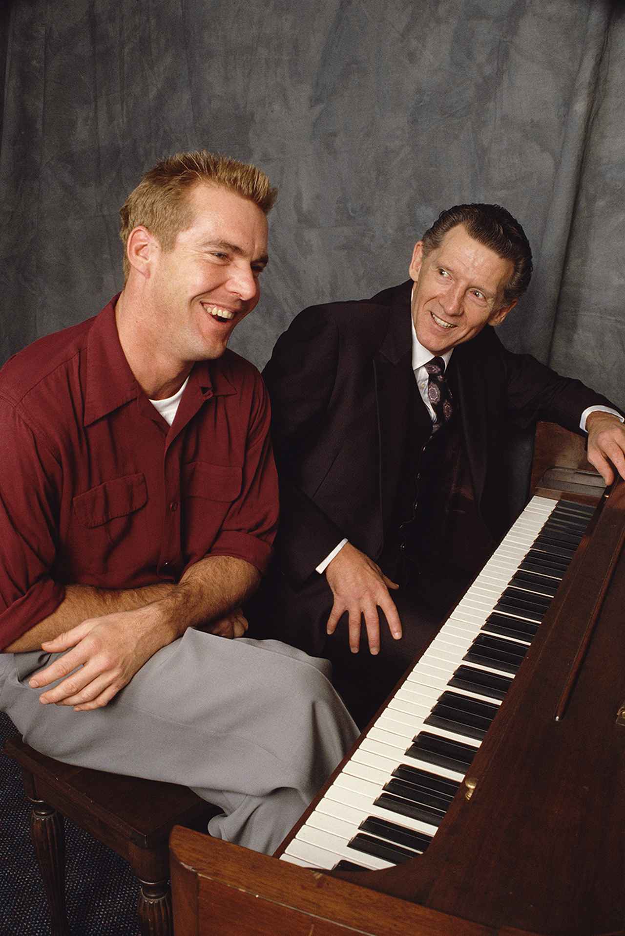 画像: デニス・クエイドと本物のジェリー・リー・ルイス Photo by gettyImages