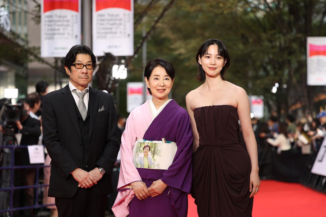 画像: 阪本順治監督、吉永小百合、のん
